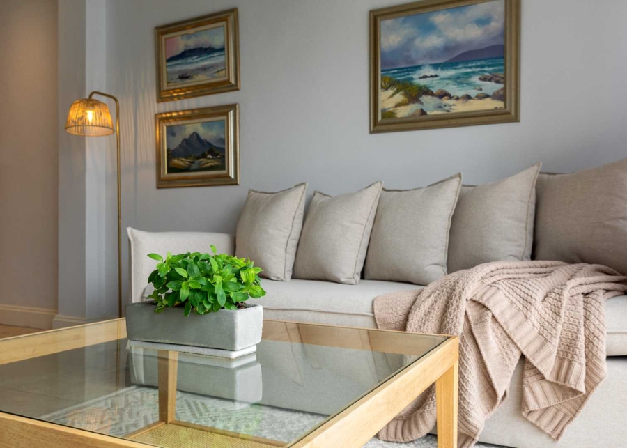 To Let 1 Bedroom Property for Rent in Sea Point Western Cape